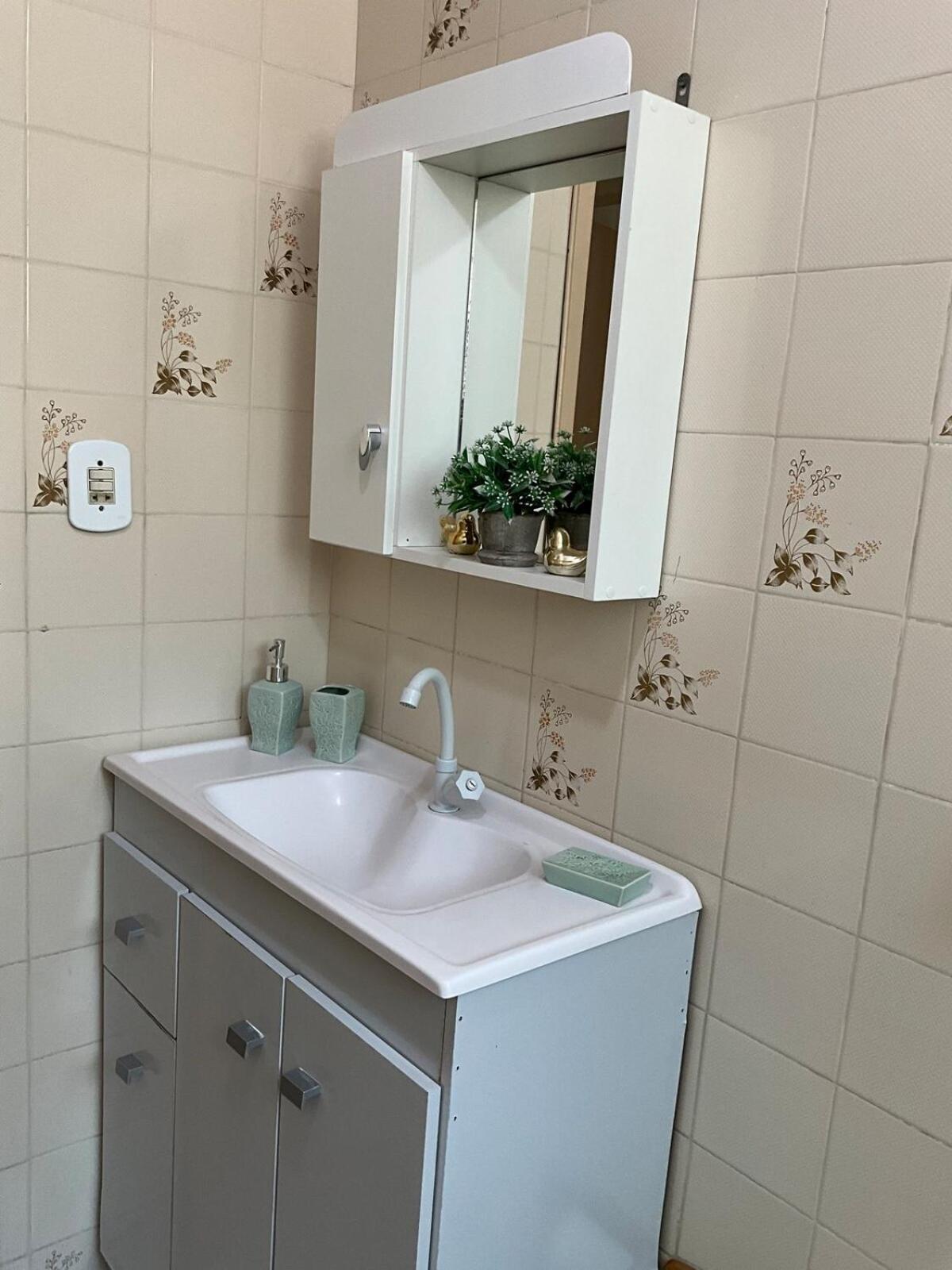 Apartamento Amplo Perto Da Centro Sc *