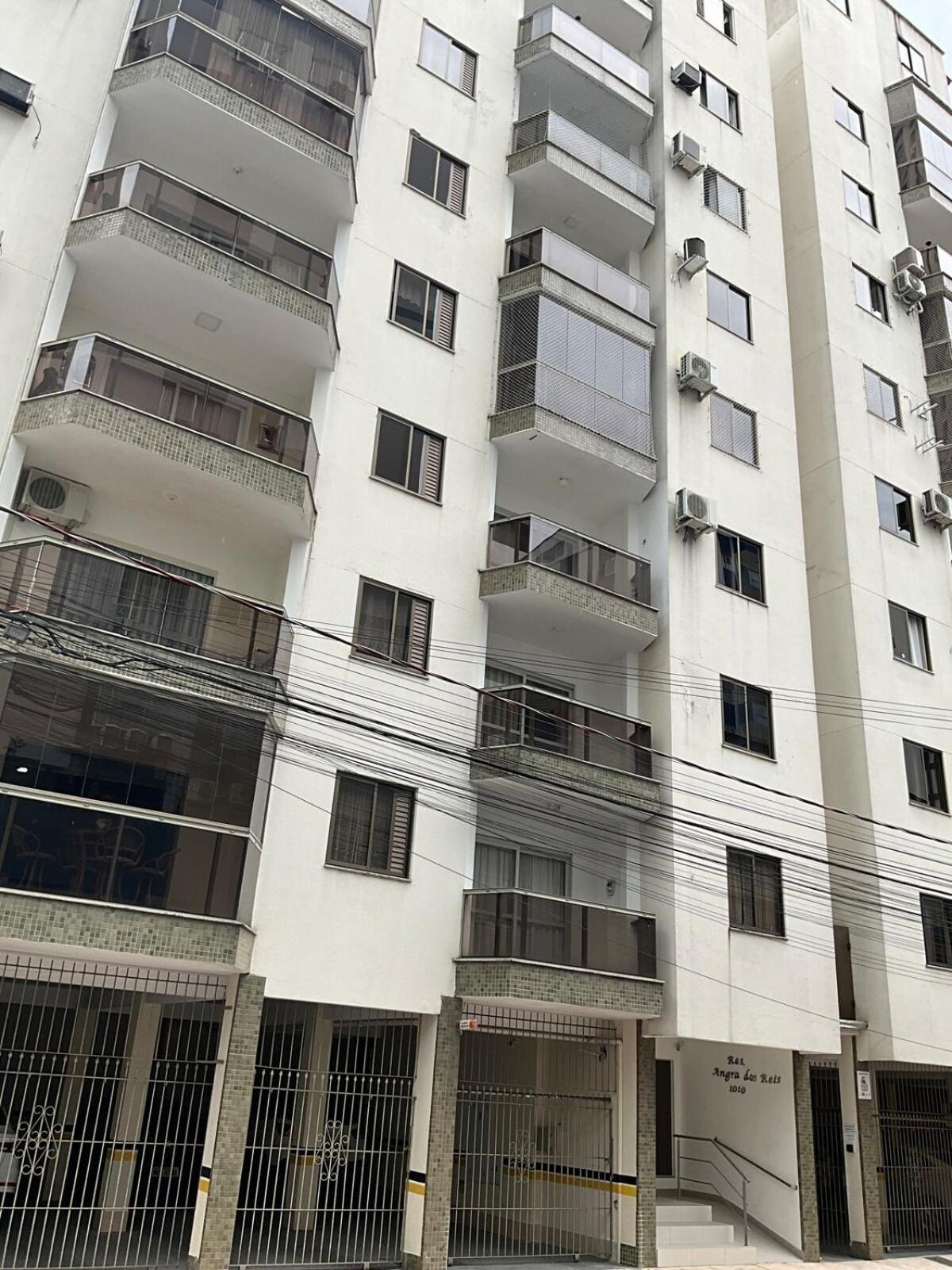 Amplo Perto Da Centro Sc Apartamento