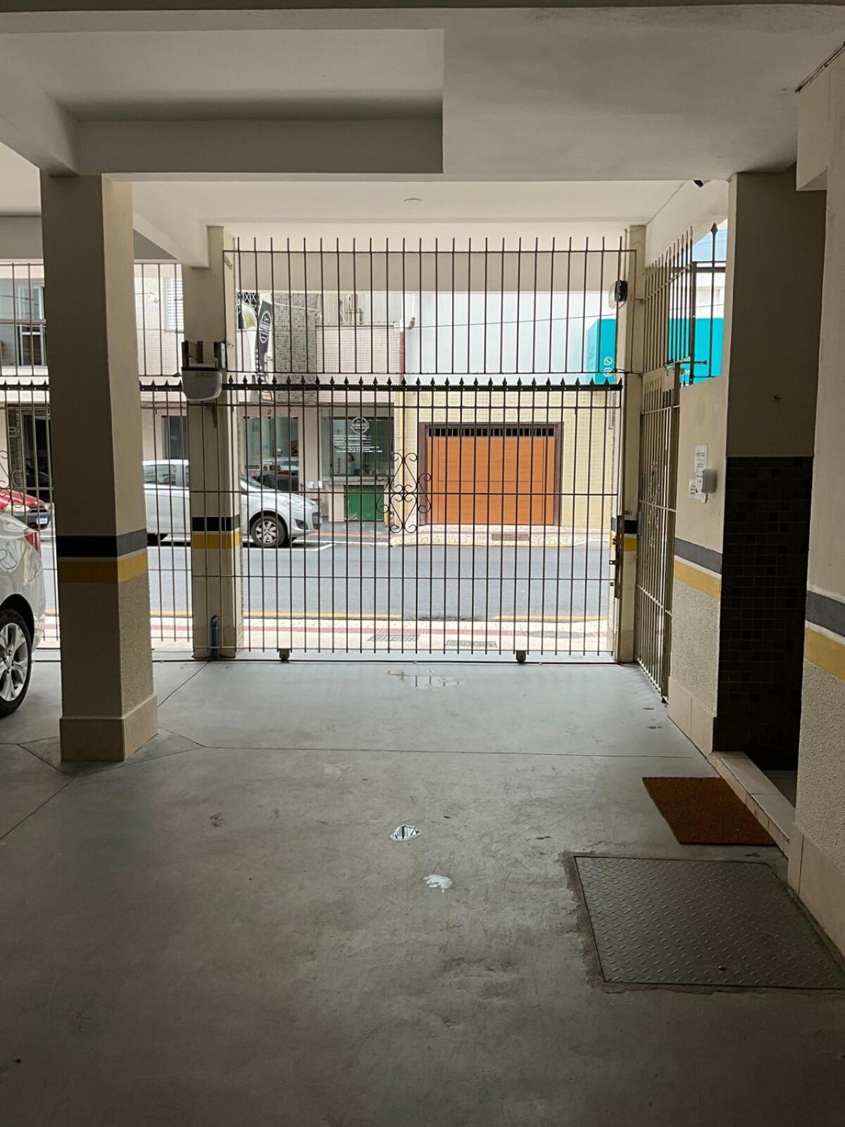 Amplo Perto Da Centro Sc Apartamento *